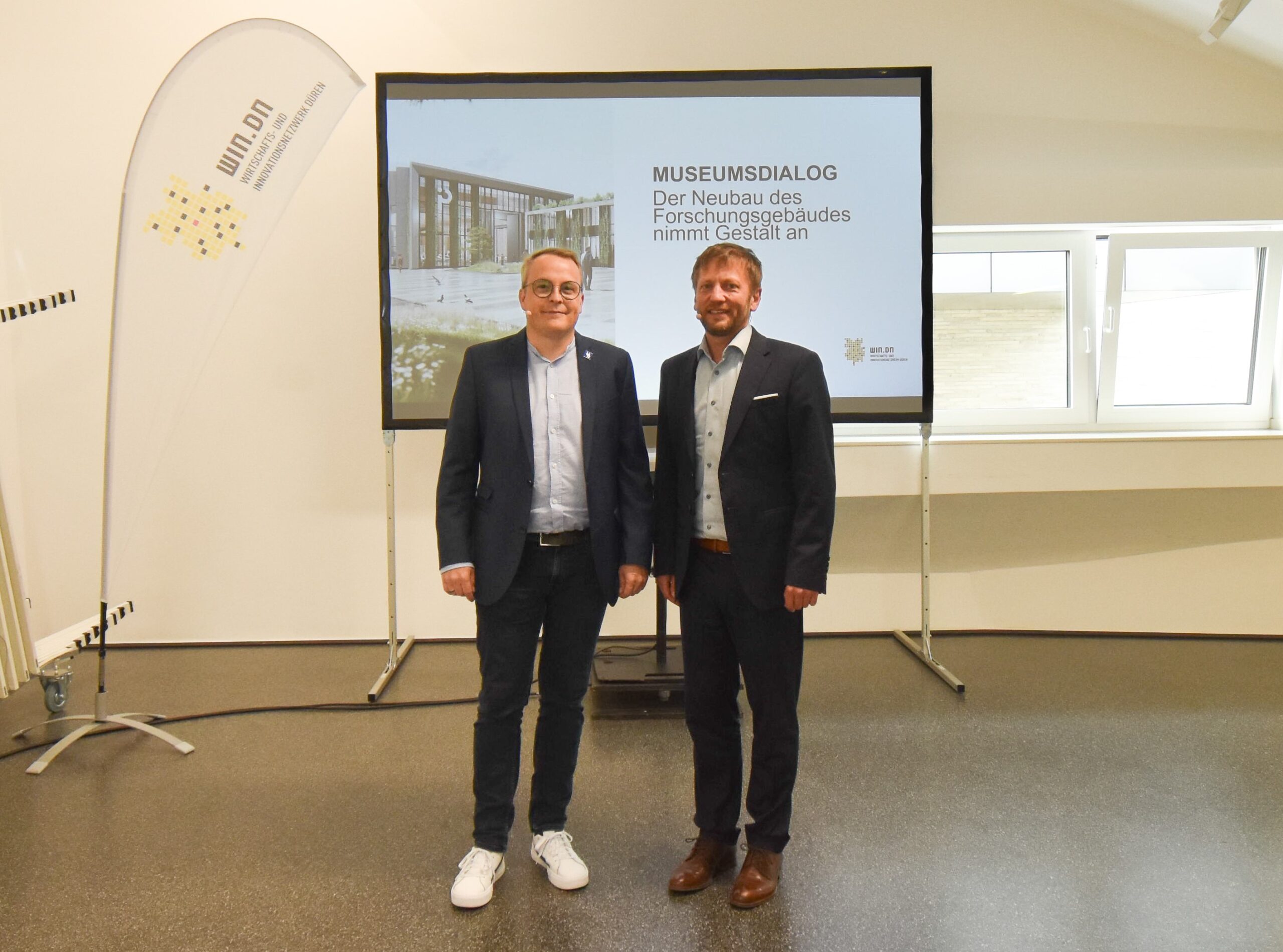 Museumsdialog Düren im Papiermuseum zum Thema Forschungsgebäude der Modellfabrik Papier nimmt Gestalt an